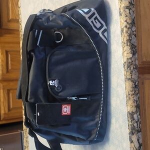 OGIO toolbar w/ audio pocket.